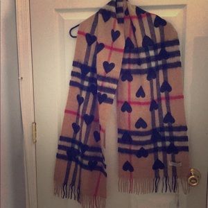 Heart scarf 🖤🧣